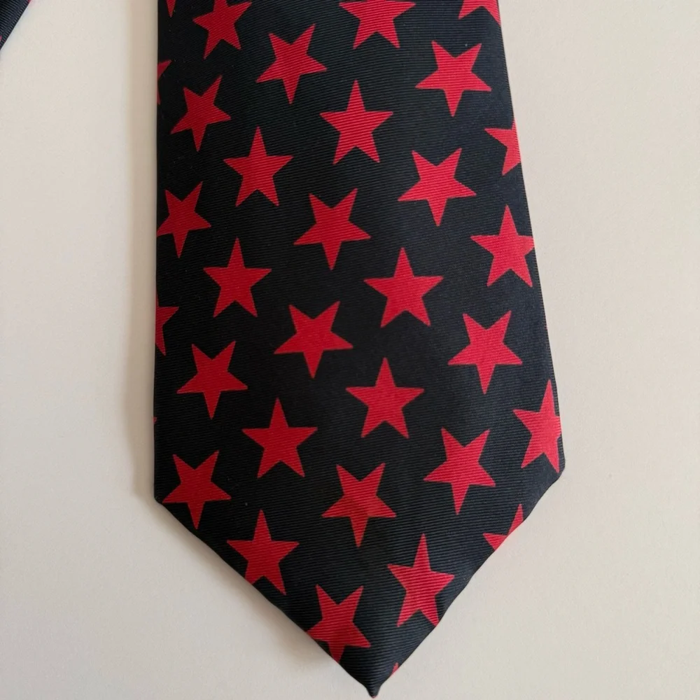 Elegant Kent and Curwen Star Patterned Men's pure silk Tie